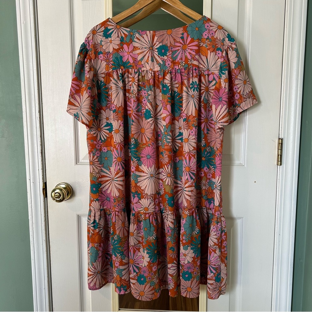 BB Dakota by Steve Madden In Retrospect Floral Shift Dress | Size XL - Picture 2 of 11